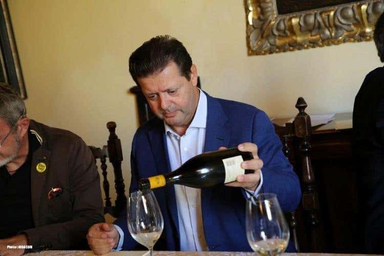 Un momento del lavoro della giuria